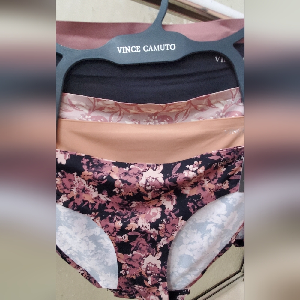 NWT Vince Camuto 5PK Multicolored No Show Bikinis; Sz M & L, $45 Each. - Picture 6 of 11